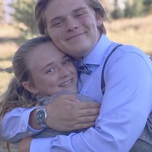 Meet your Posher, Kendra